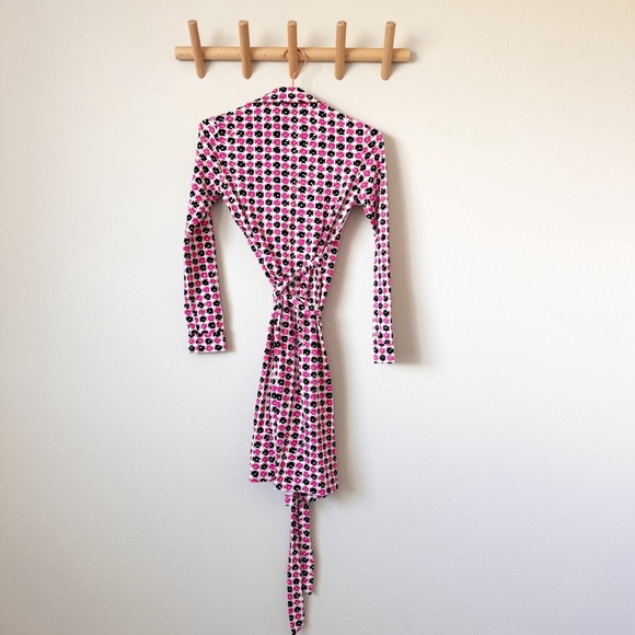 Diane Von Furstenberg Wrap Dress - Picture 11 of 12